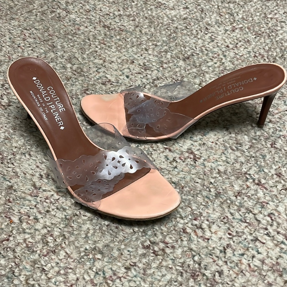 Donald pliner heels